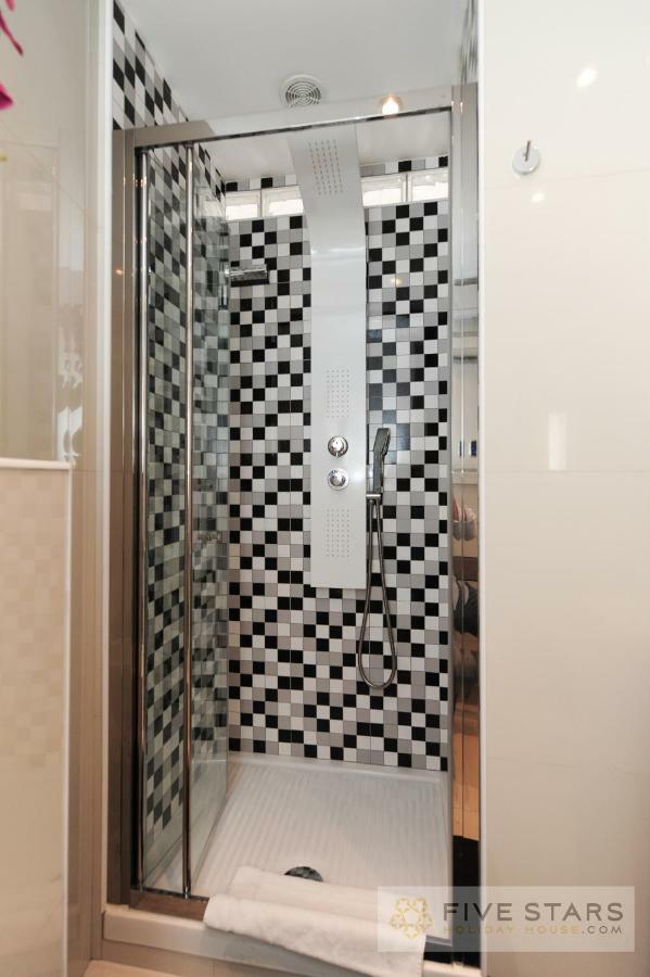 ניס Mini Suite Bijou - Five Stars Holiday House מראה חיצוני תמונה